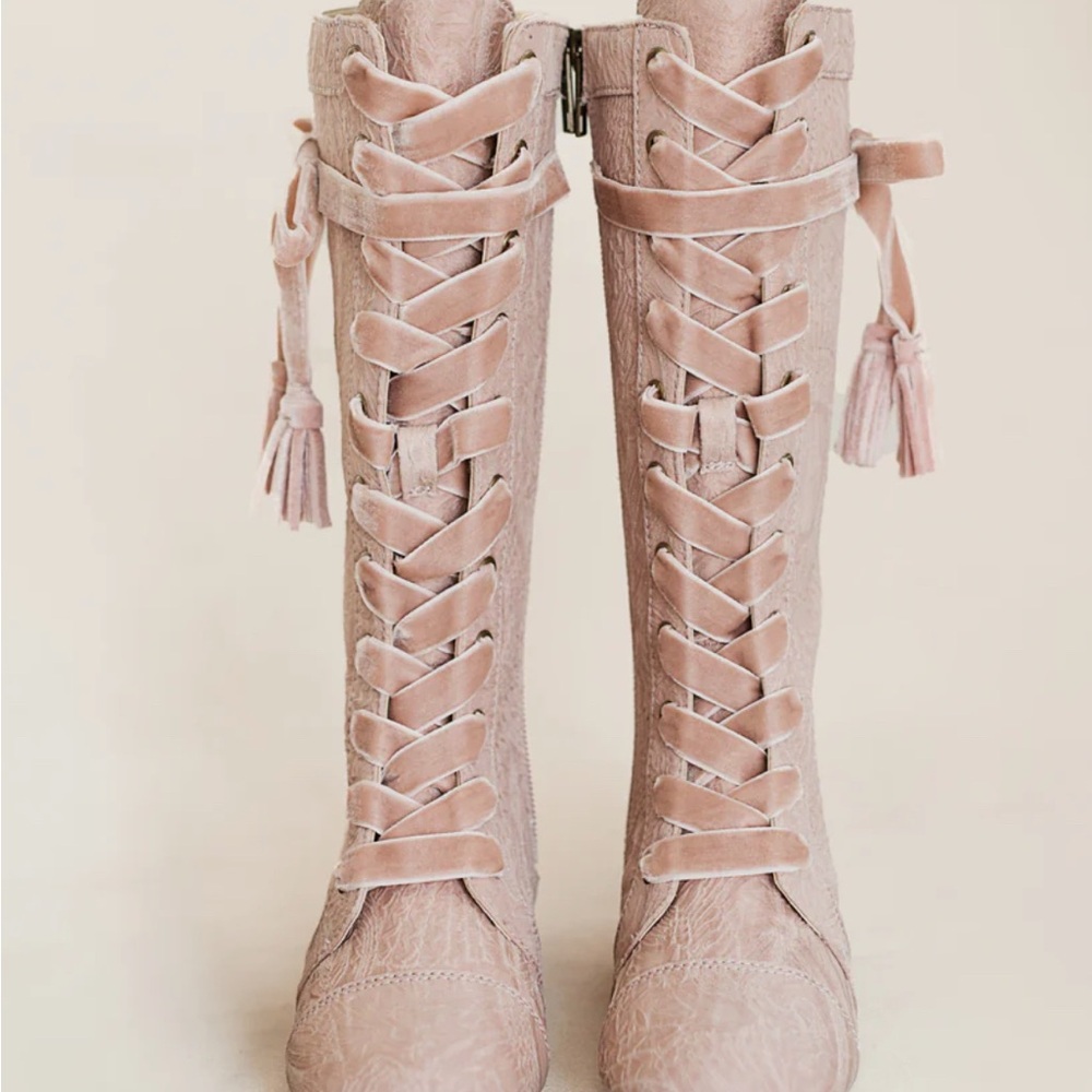 Joyfolie Blush Lace-Up Women's Boots
